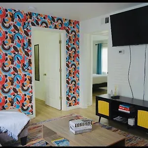 Beautiful Condo,minutes From Broadway Sleep 6! Apartment Nashville